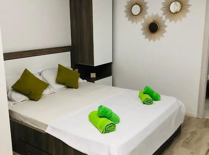 Mamaia-nord Iuliana * Năvodari