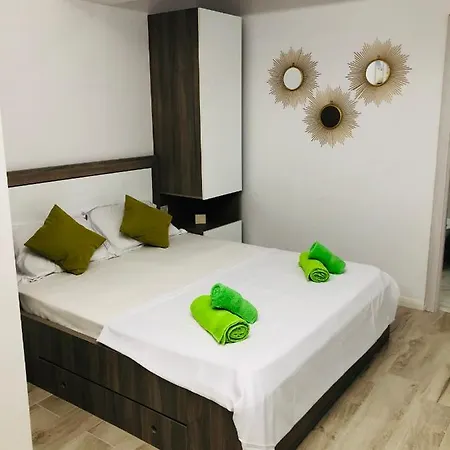 Mamaia-nord Iuliana * Năvodari